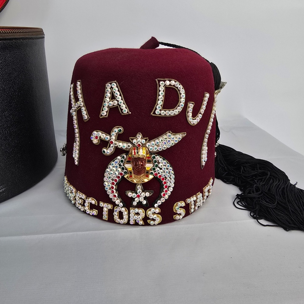 Vintage Hadji Shriners Fez Hat Maroon Rhinestone Directors Staff Nizzardini Case